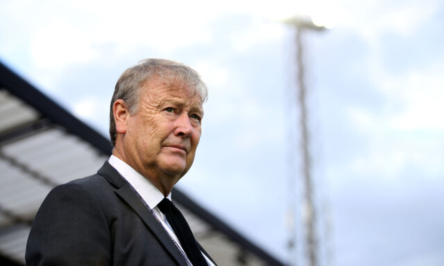 Hareide om Bendtner-anklage: - Voldsdømte kan ikke spille på landslaget